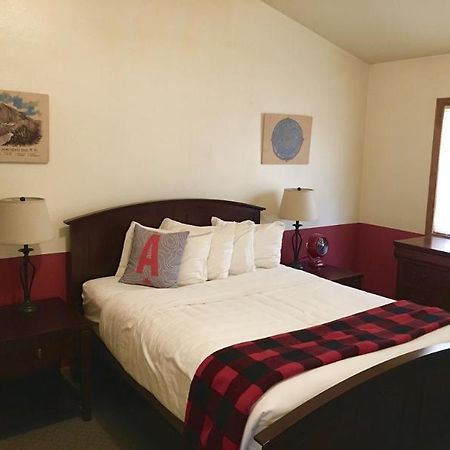 Boulder Mountain Lodge Экстерьер фото